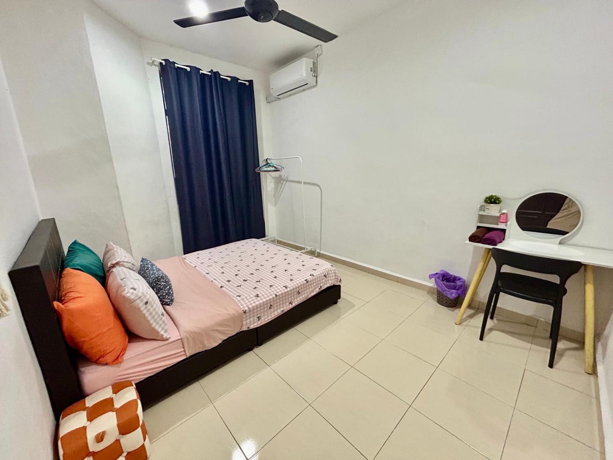 Cozy 288 Entire 3 Bedroom House @ Alma บูกิต เมอร์ตาจัม ภายนอก รูปภาพ