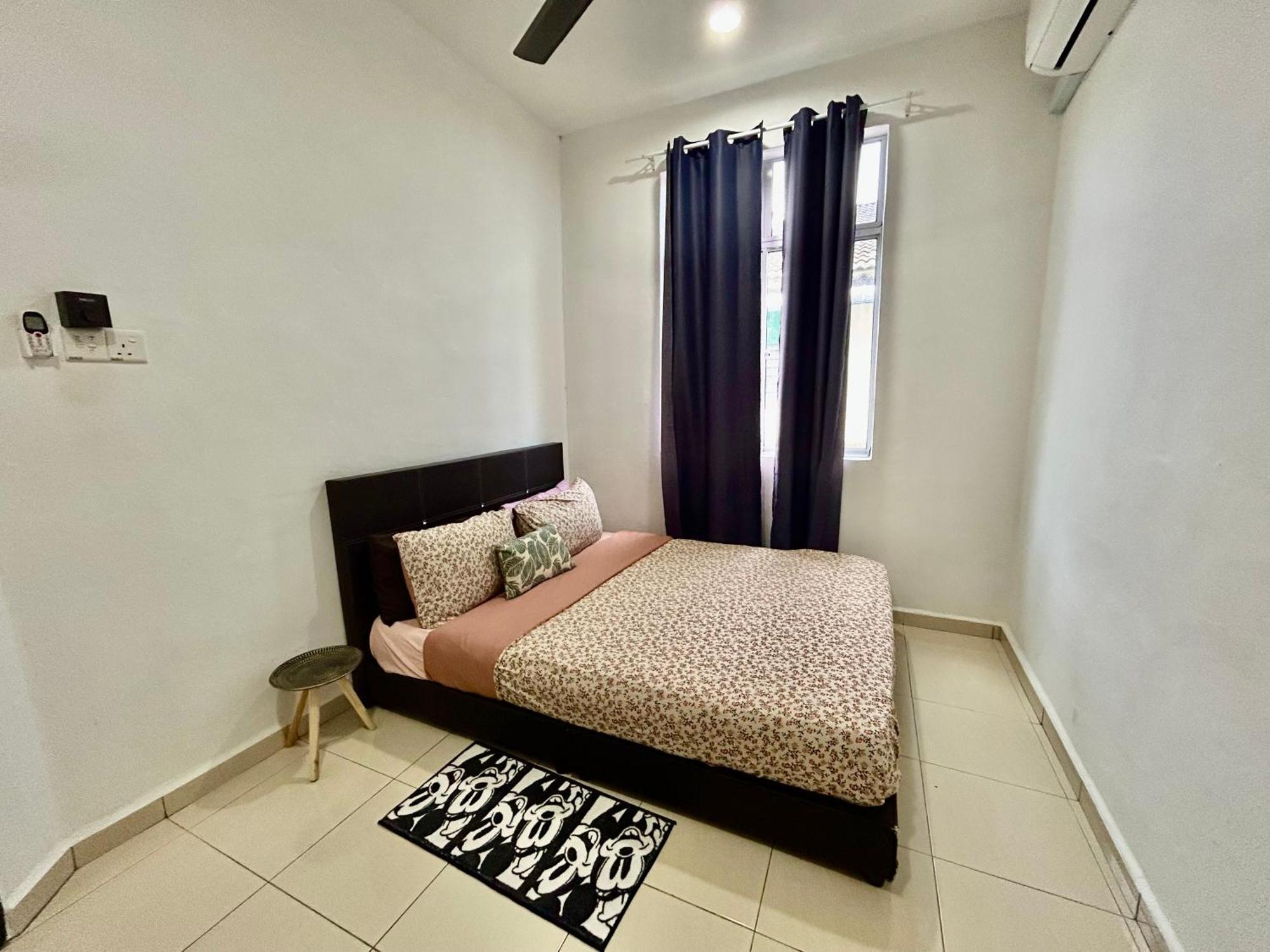 Cozy 288 Entire 3 Bedroom House @ Alma บูกิต เมอร์ตาจัม ภายนอก รูปภาพ